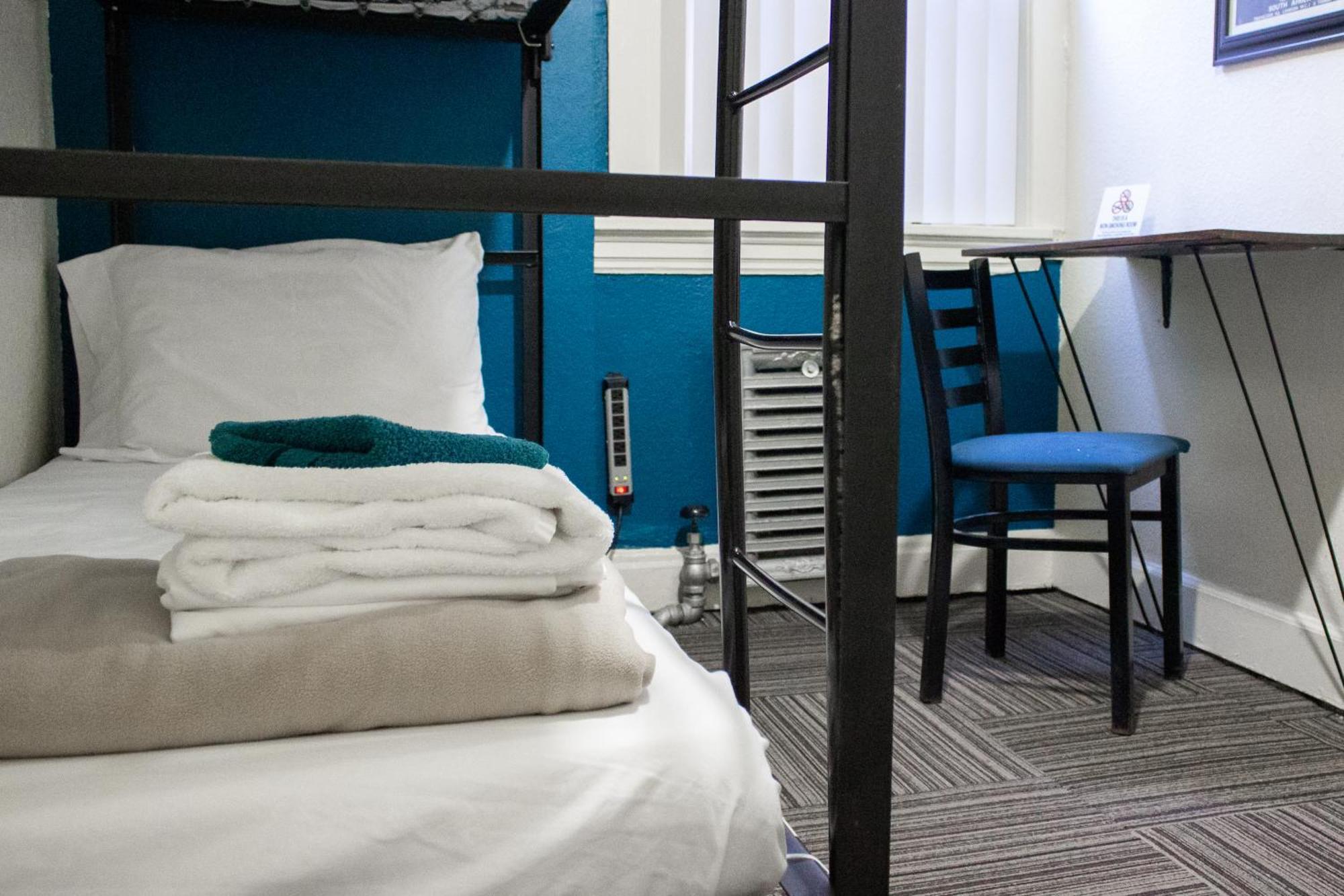 11Th Avenue Hostel DEN Room photo