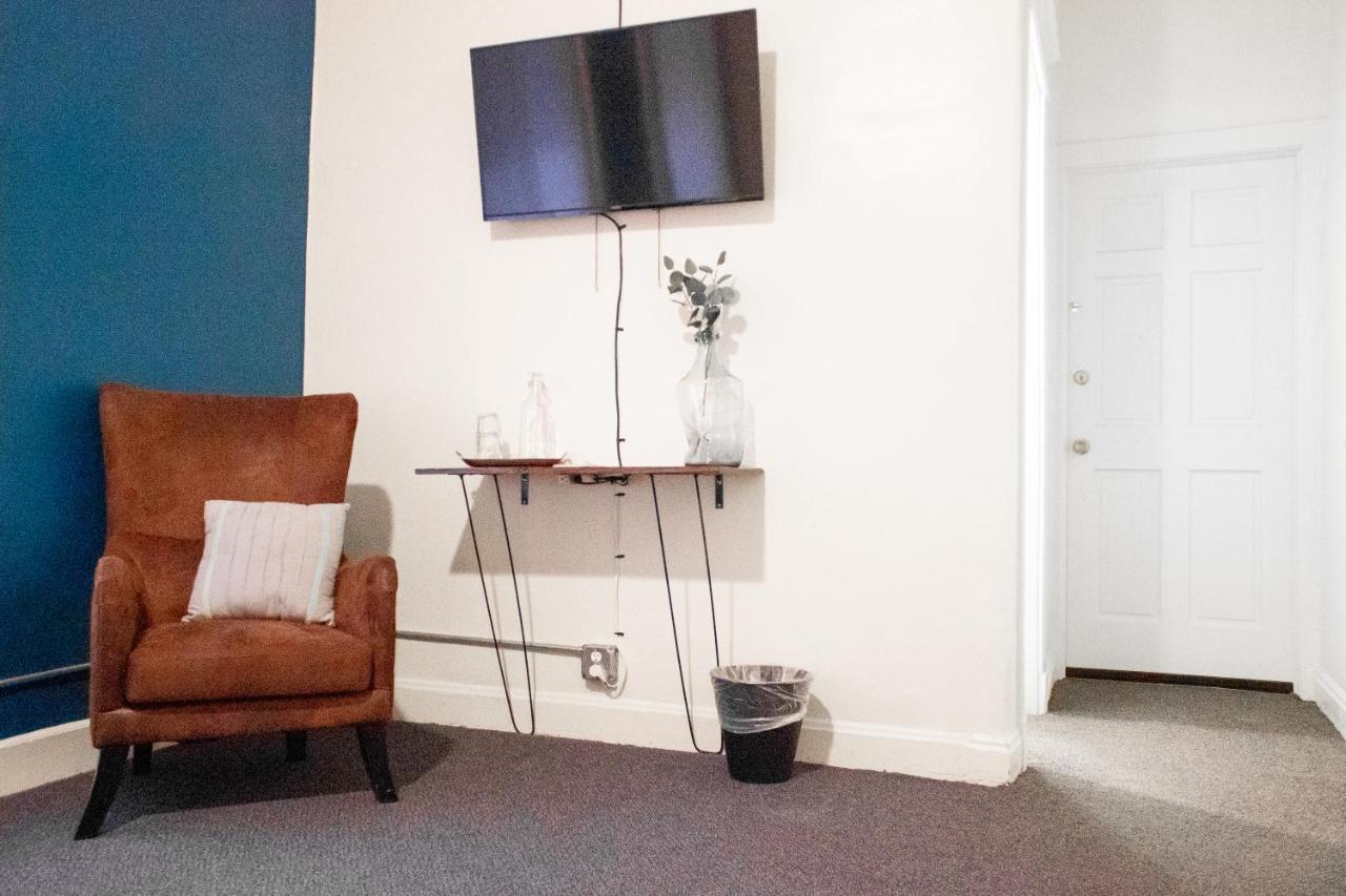 11Th Avenue Hostel DEN Exterior photo